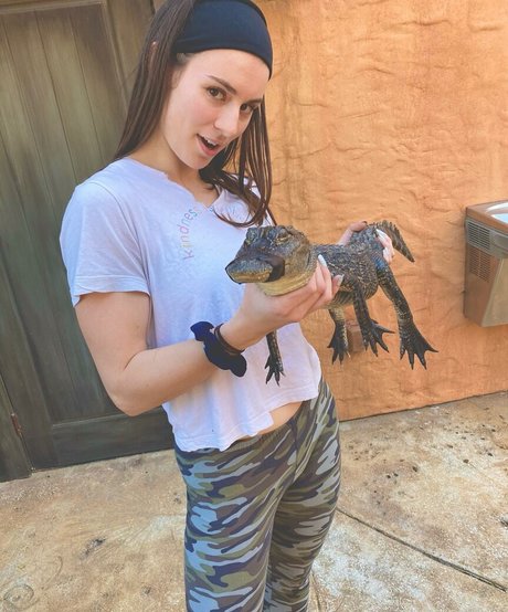 Kaila Petrosino onlyfans nude pictures