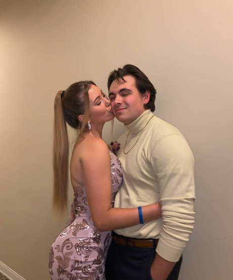 Lindsay Farland onlyfans fuck