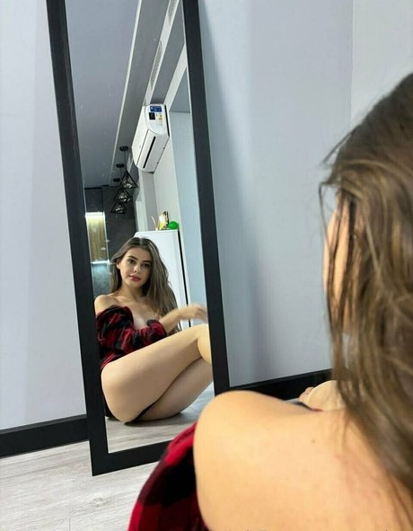 anna tiny onlyfans posts