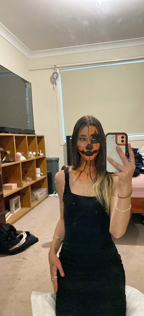 hayleysyourtoyxx onlyfans content type