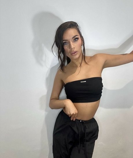 pebblesellieox onlyfans leaks.