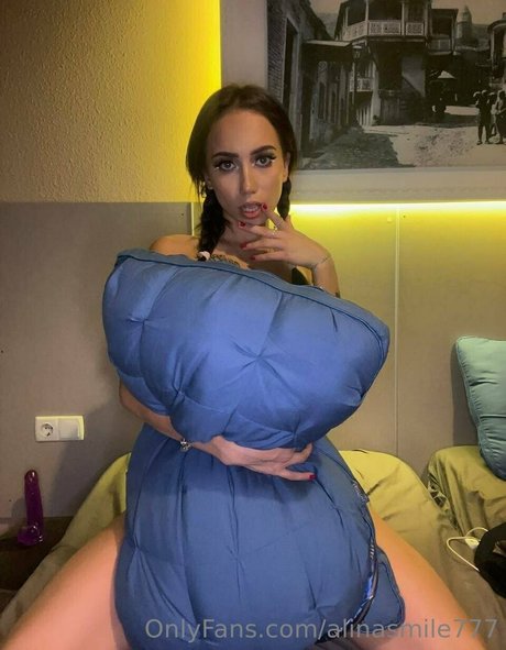 thick girls onlyfans hot xxx shot