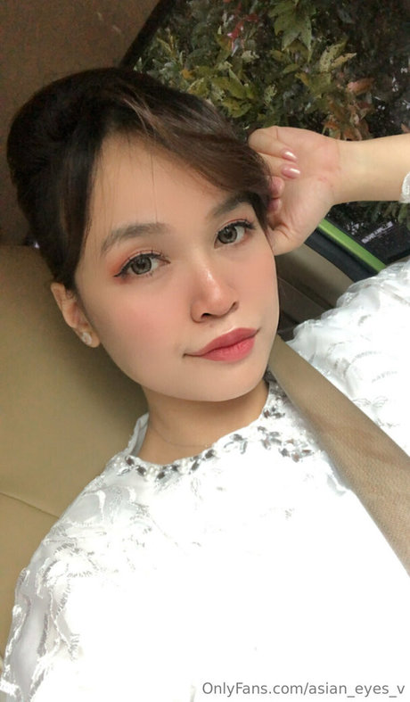 asian eyes v onlyfans sex leaks