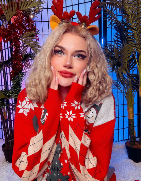 clothed onlyfans nude gallery