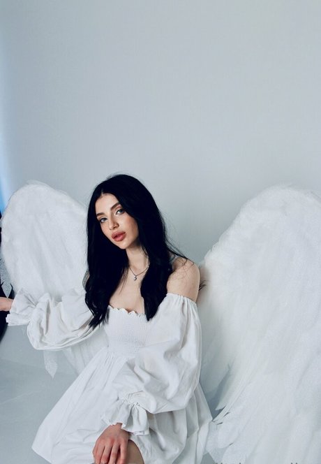 little mollyy onlyfans images