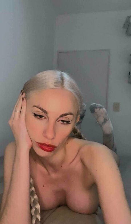 princesspassengerr nude onlyfans porn