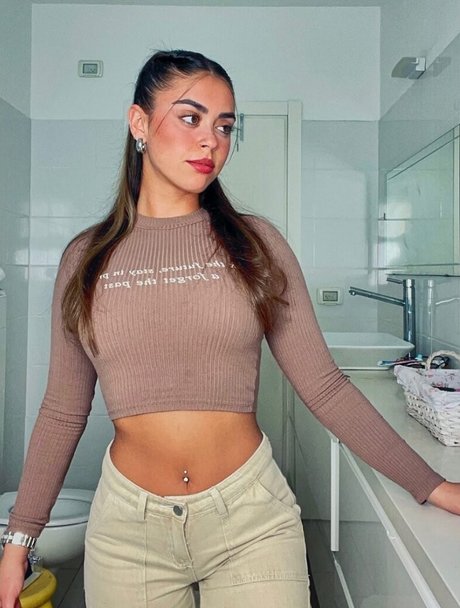 Shira Harif onlyfans strip