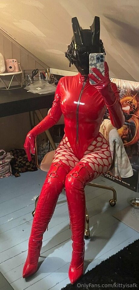 kittyisafk onlyfans model photos