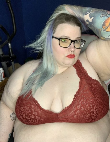 adenahx onlyfans naked