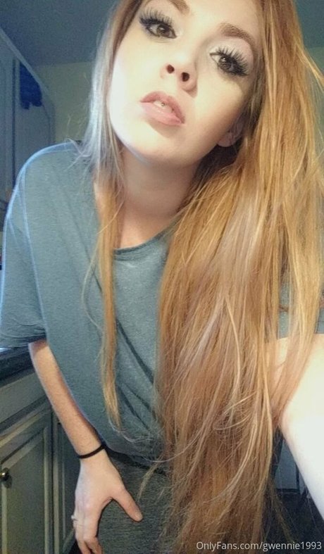 gwennie1993 onlyfans sextape