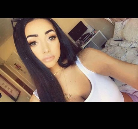 Chloe Reynolds onlyfans sex leaked