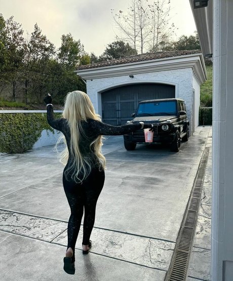 Alabama Barker onlyfans free