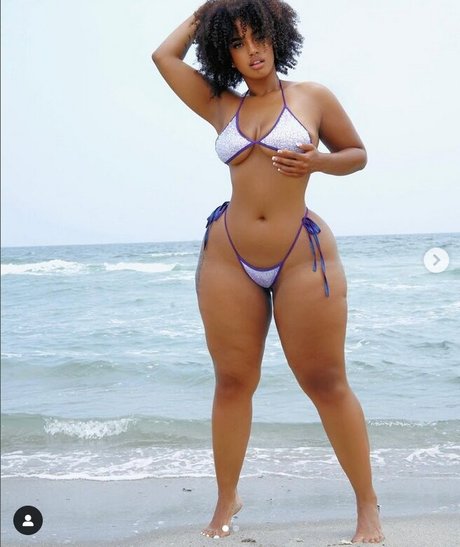 LightSkin onlyfans pic