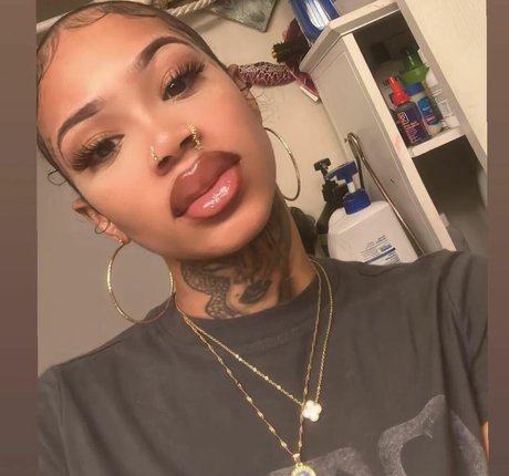 LightSkin onlyfans leajs