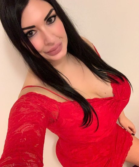 elisabetta mediterraneagirl onlyfans public photos