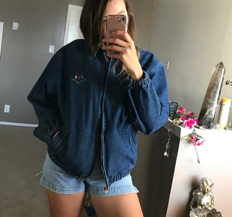 Autumn Brianne onlyfans leaked pictures