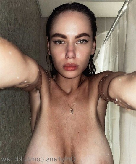 Vikkiraw onlyfans
