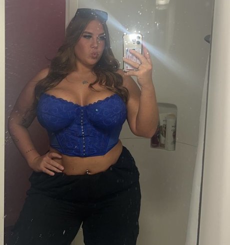 ellierobsxx onlyfans strip