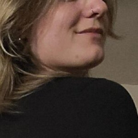 RobynFox153 onlyfans nude leaks