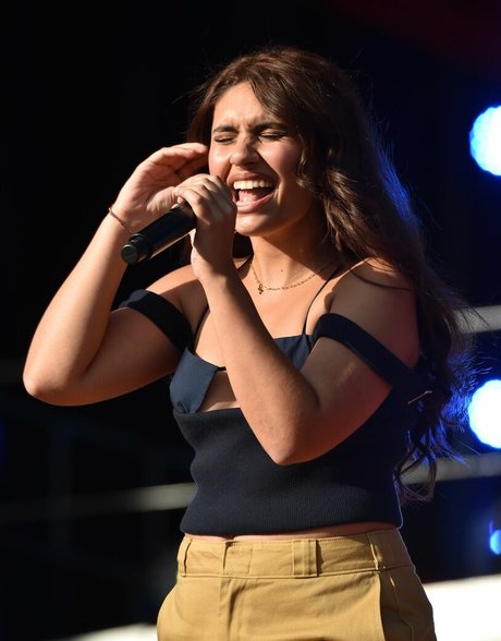 Alessia Cara onlyfans leake