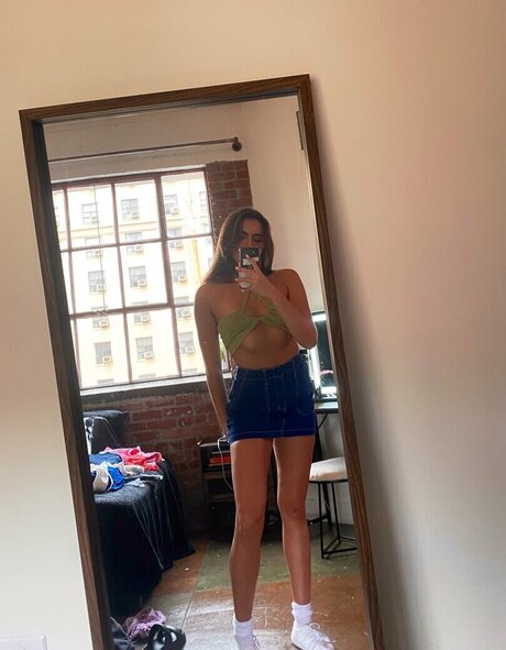 Selina Bentz onlyfans pictures