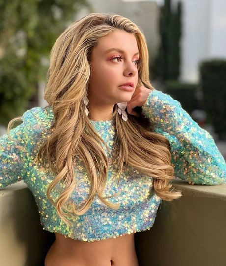 Mallory James Mahoney onlyfans leaked photos