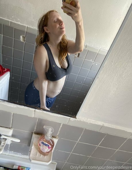 jizz4nora nsfw onlyfans