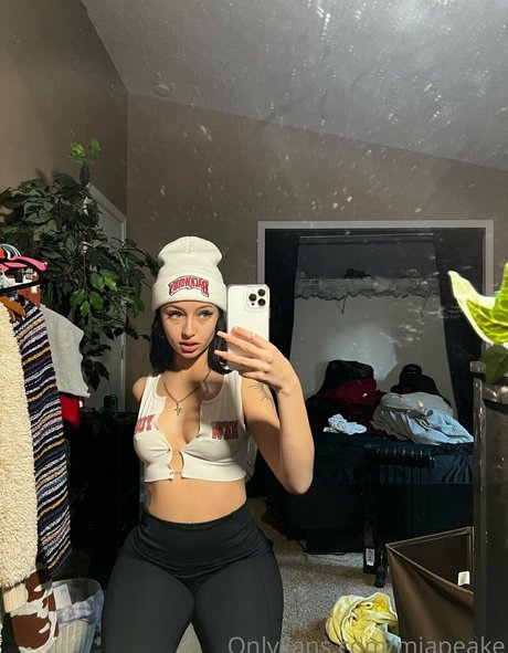 mia angelina onlyfans leaked nude