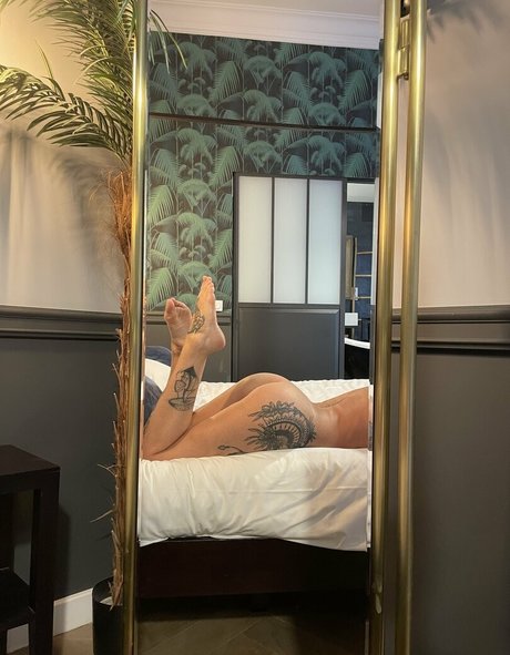 CerizVodka onlyfans fotos