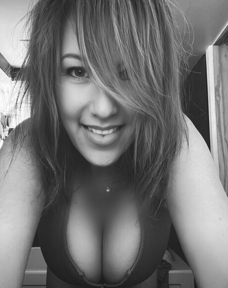 phoenixmoon onlyfans sexy