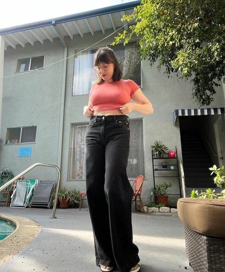 NurseHuckleberry onlyfans nude pics