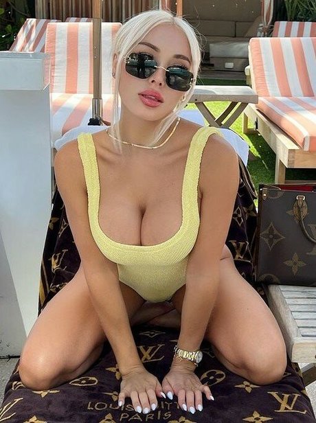 Daniella Chavez onlyfans leajs