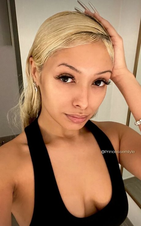 princessemily leak onlyfans nude