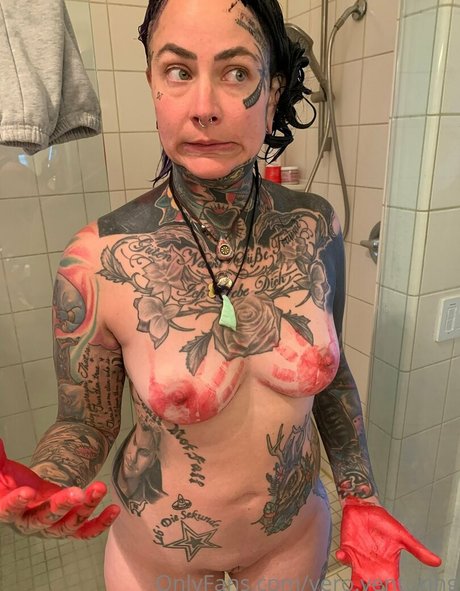 Vero Venturing nude onlyfans