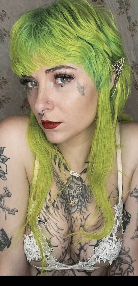 Avalon Valore onlyfans porn free