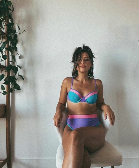 Katie Thurston onlyfans sex leaks