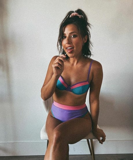 Katie Thurston onlyfans sex