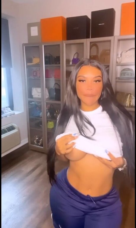 Chinesekitty onlyfans boobs