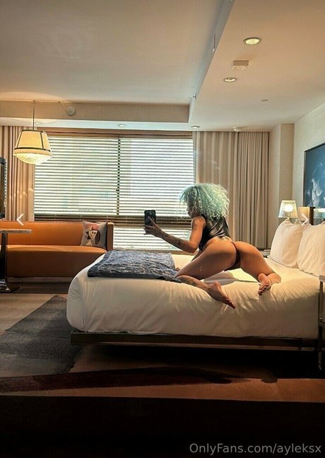 redhead thick onlyfans beautiful nude candids