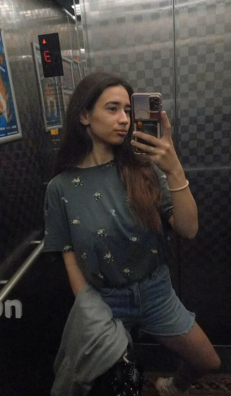 Mariemelons onlyfans leaked naked