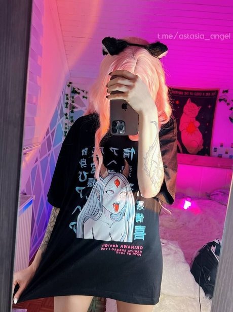 mother onlyfans nude shot