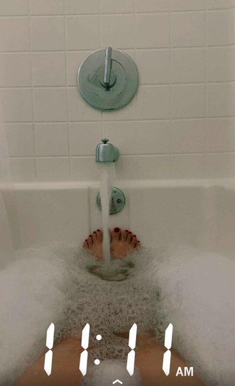 Nehhaa Malik leaked nude onlyfans