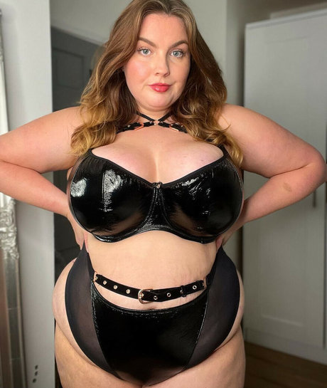 Lauren Dungey onlyfans leaked pics