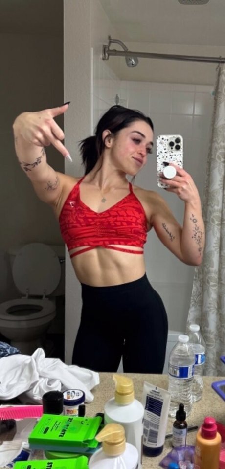 Lexie Herod onlyfans nude photos