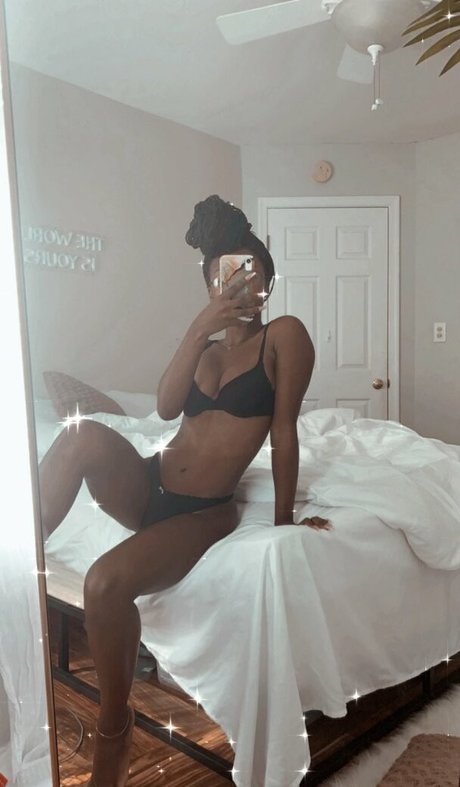 DivyaAdu onlyfans post