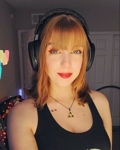 MaryMajora only fans content