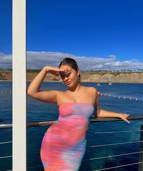 aricedress onlyfans topless