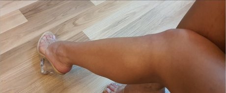 Mistress Kennya naked only fans