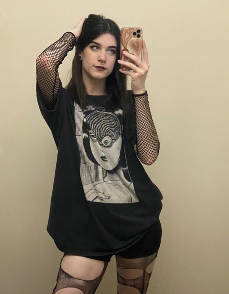 Trashpotatopie leaked only fans