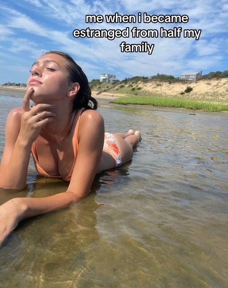 i literally dontexist0 onlyfans model images